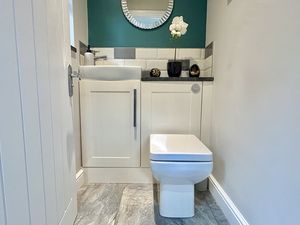 Downstairs W.C.- click for photo gallery